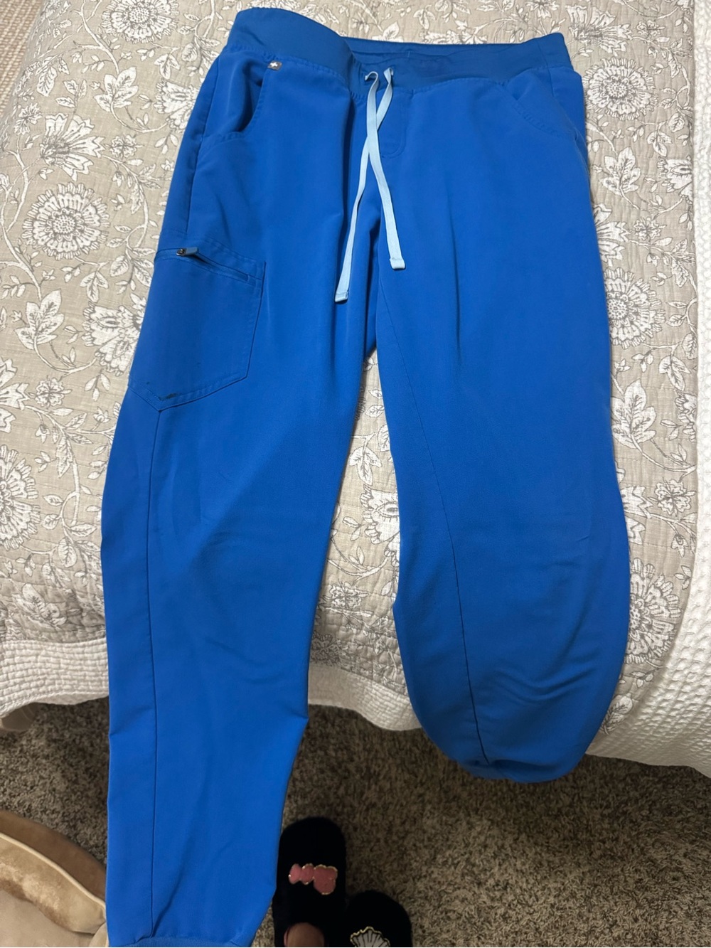 Women’s Figs Royal blue Jogger Pants: medium tall